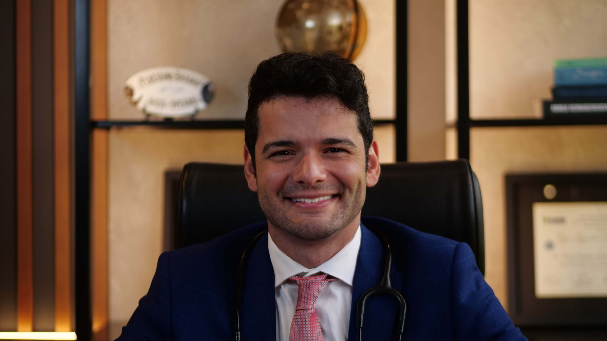 Dr. Thiago Alcântara