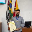 Barbeiro recebe reconhecimento da CNPB por trabalho com atendimento humanizado e inclusão infantil